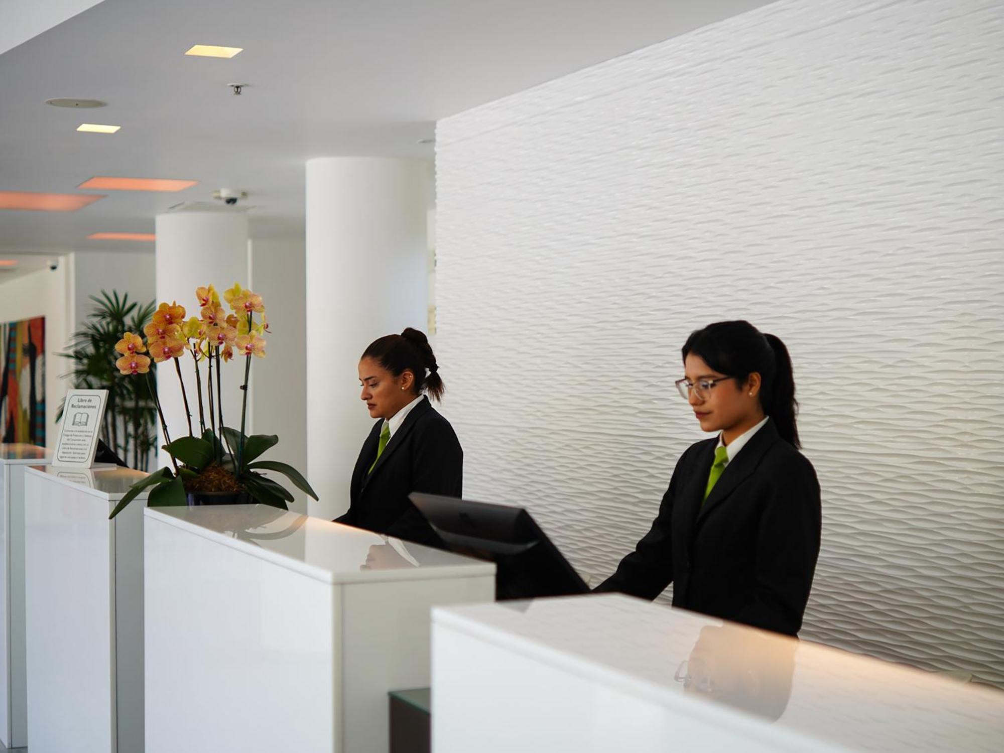 Nm Lima Hotel Exterior foto